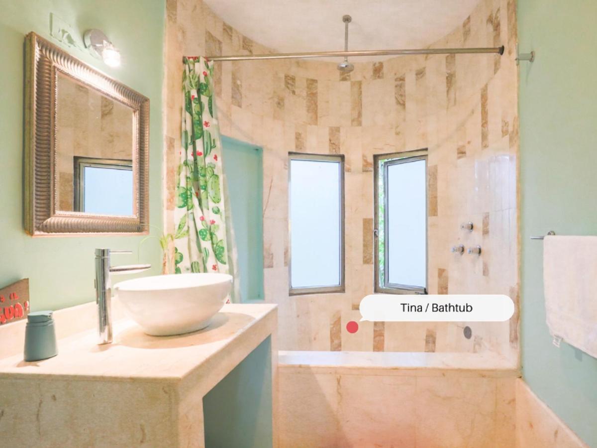 Guest House La Aldea Holistic Experience Канкун Экстерьер фото